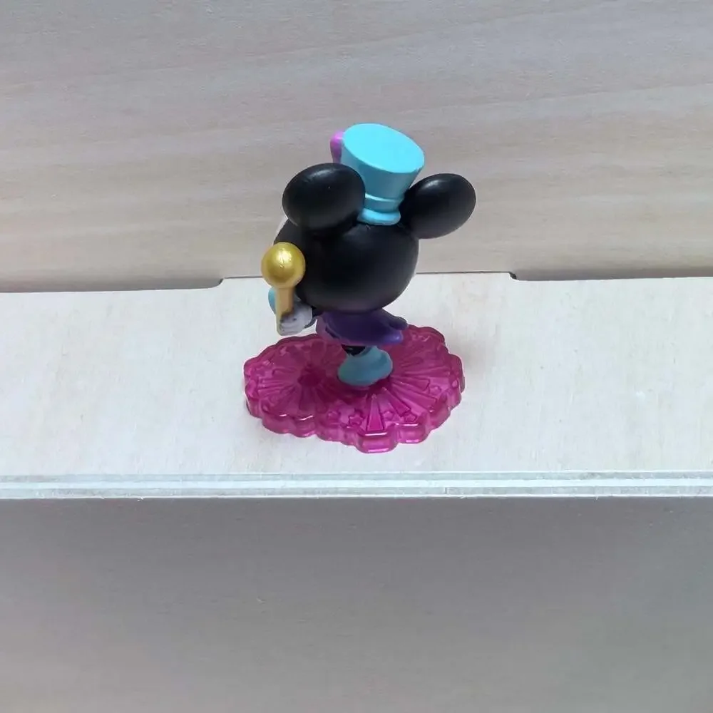 Disney Doorables Series 9 Minnie Mouse Ticket to Fun Figure